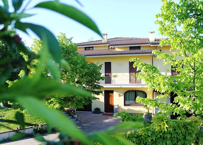 Agriturismo Foravia Country house